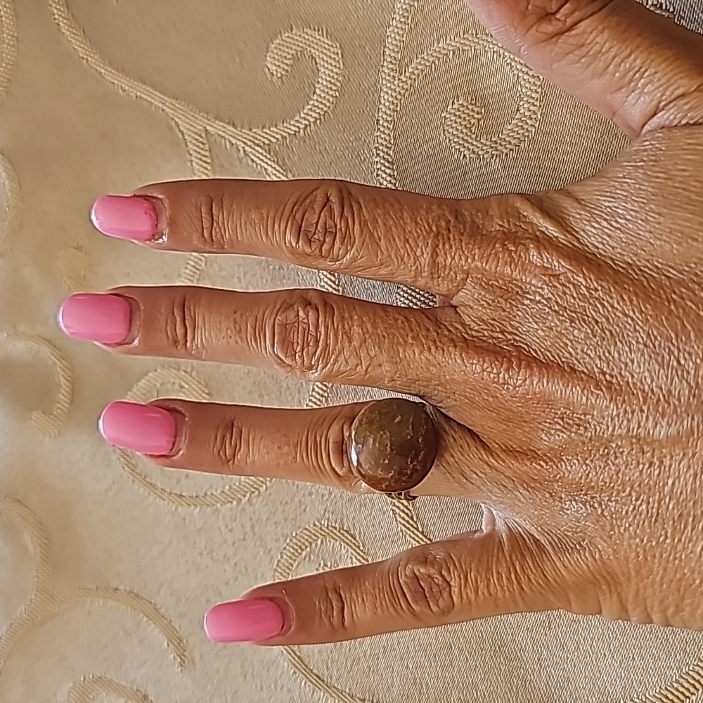 Adjustable brown ring - Picture 2 of 3